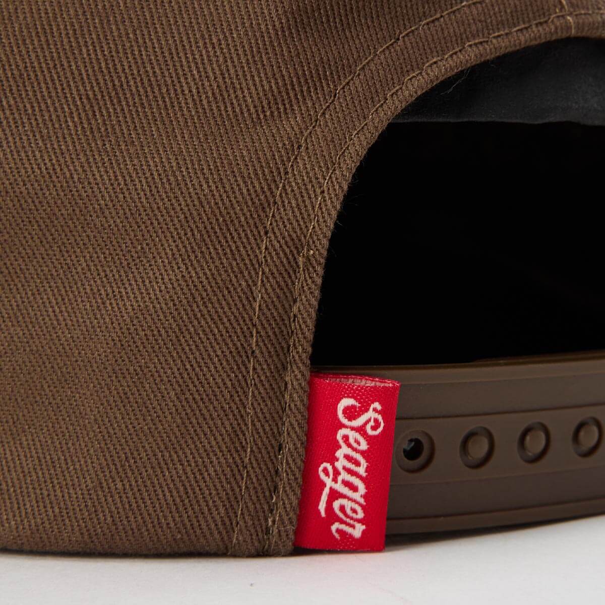 University Era Snapback Brown