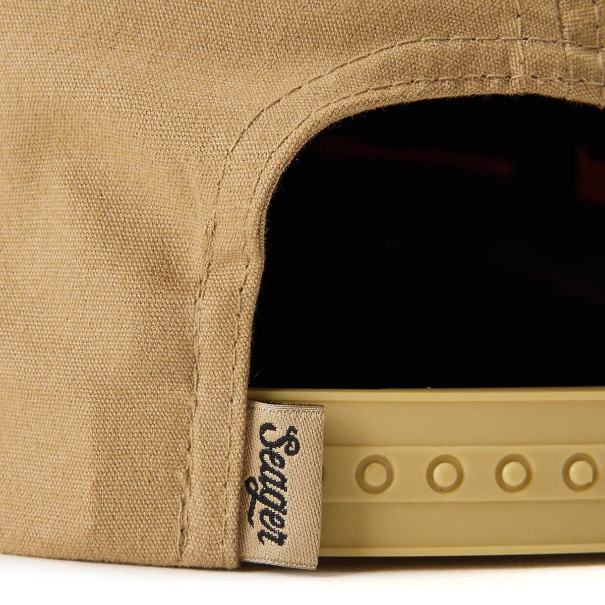 Badge Snapback Khaki