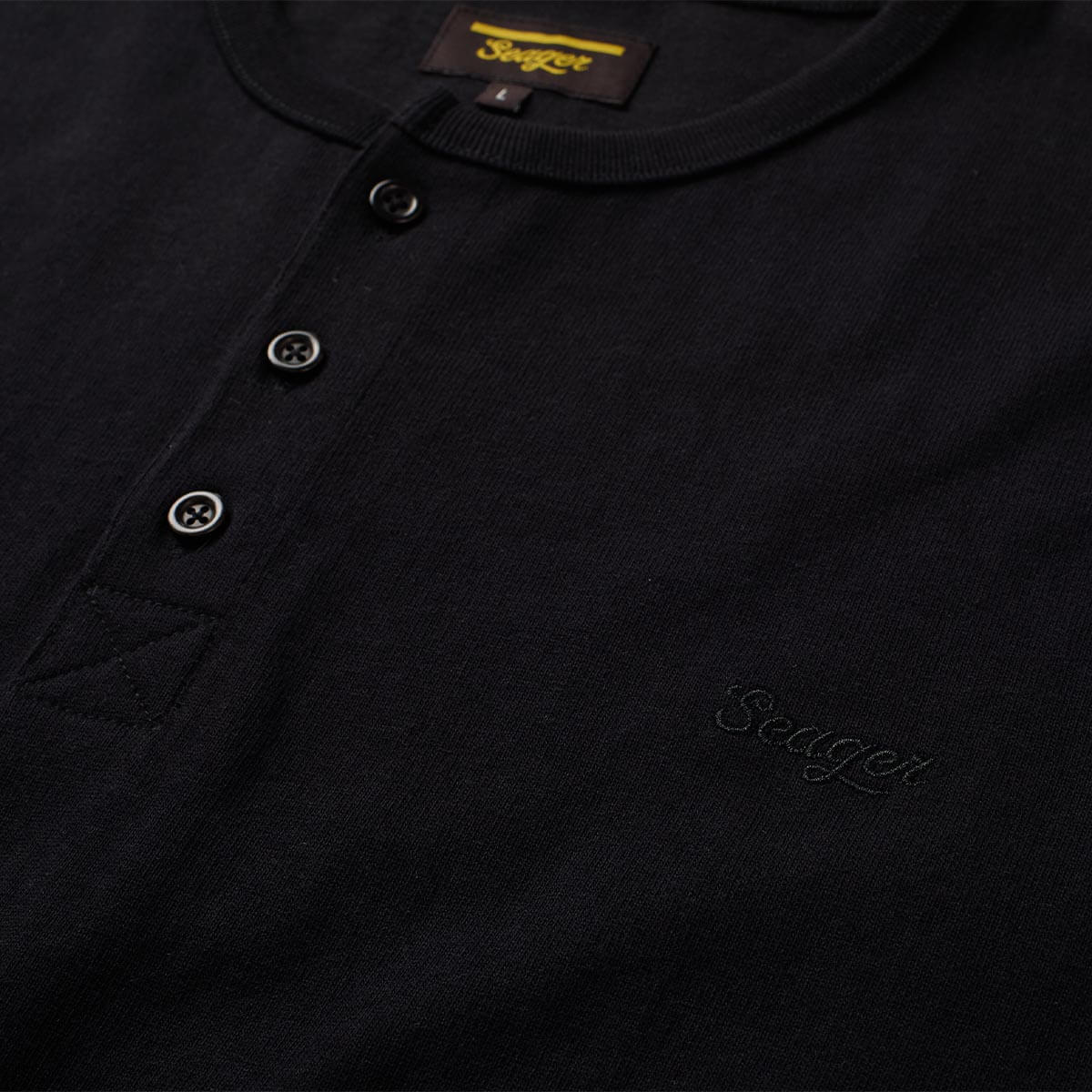 Brand Henley S/S Black
