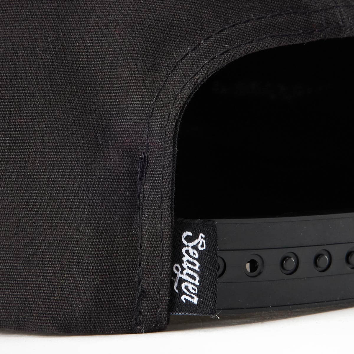 Quality Snapback Black