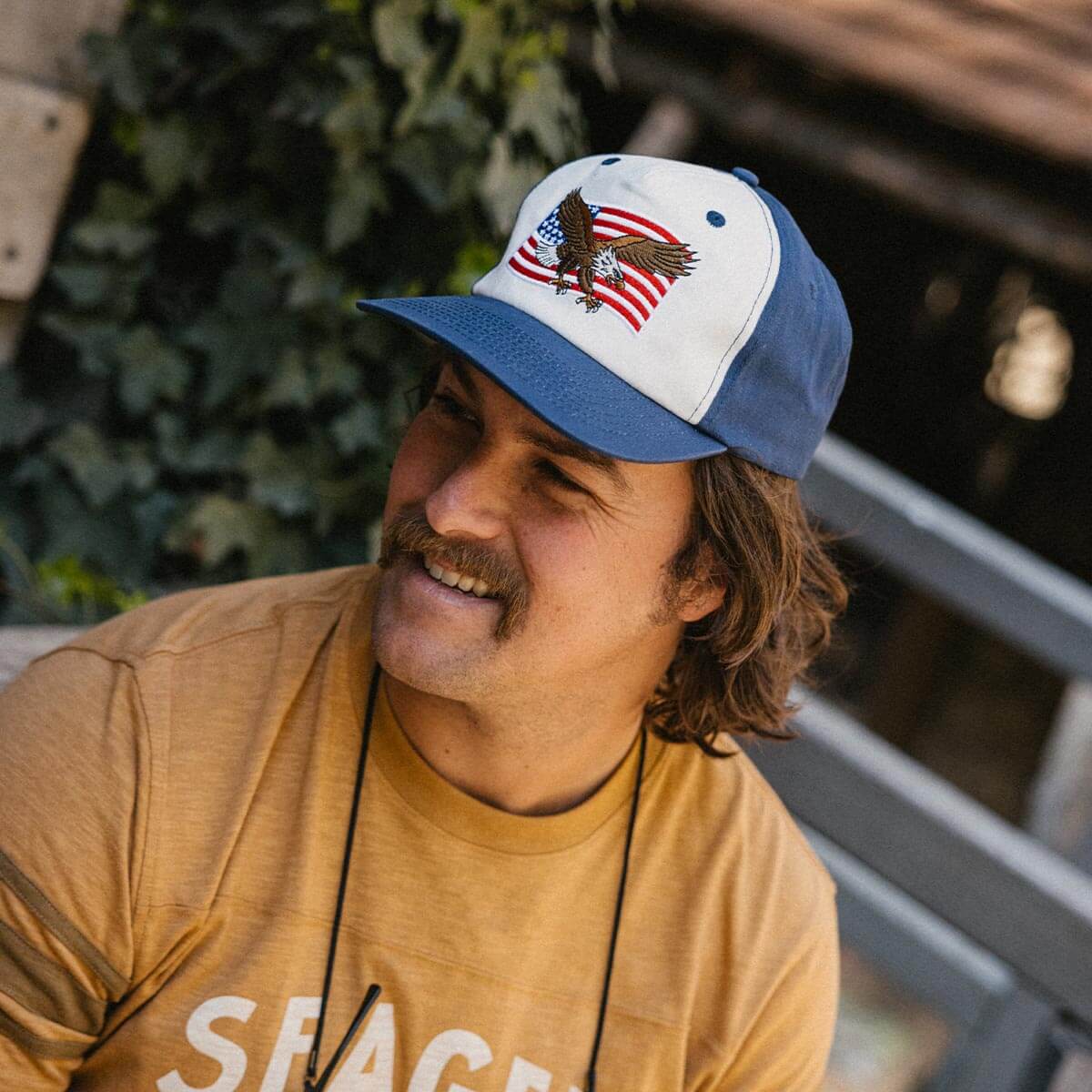 SGR USA Snapback Navy/White