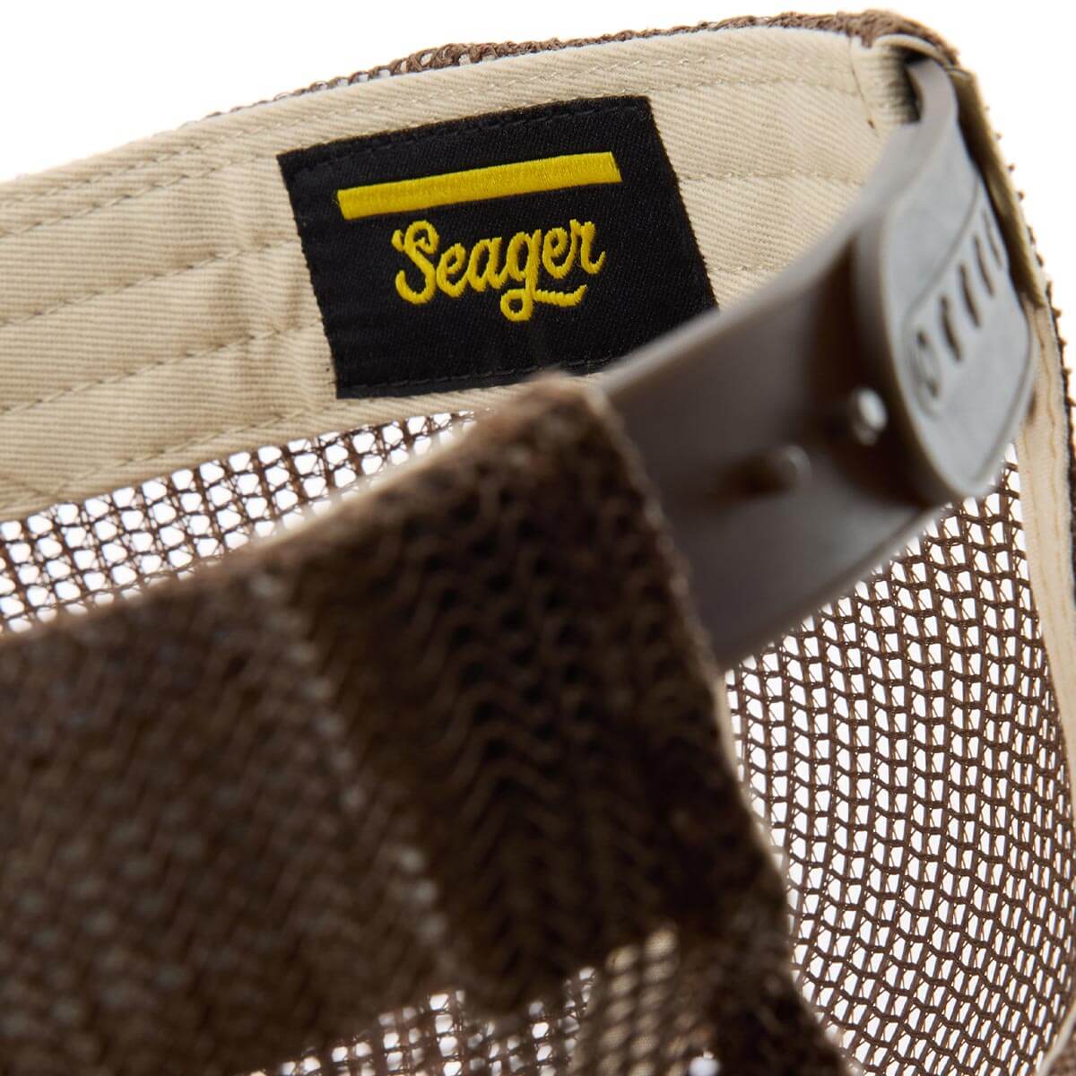 Wilson Mesh Snapback Duck Camo